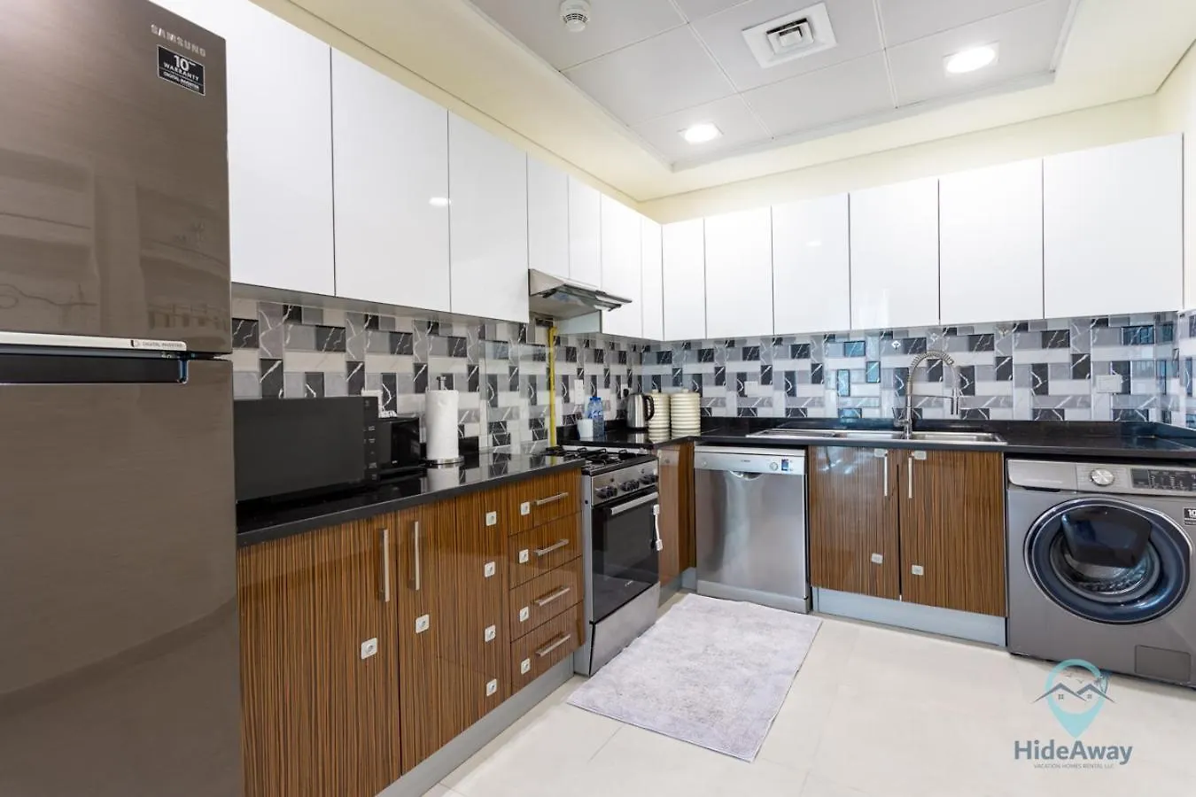 2Br Stunning Luxury Heart Of Marina Near Beach Dubai